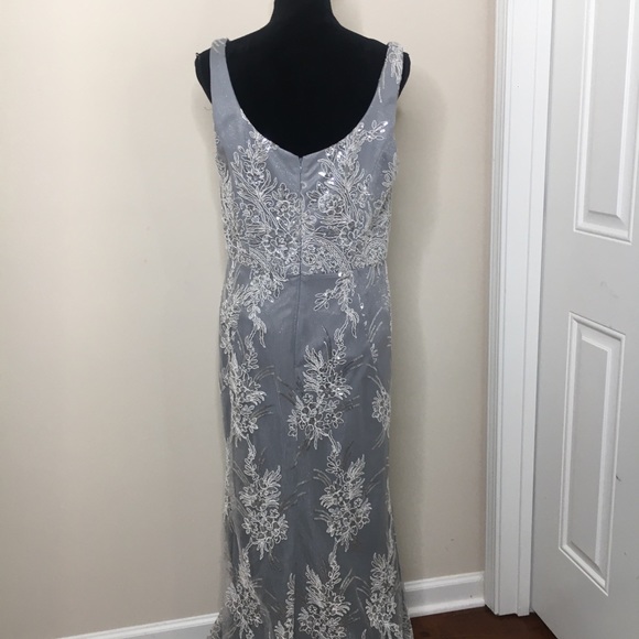 Ignite Evenings New York Evening Gown Size 12 - Picture 3 of 5